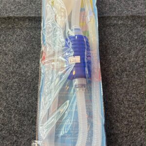 Water changing pipe